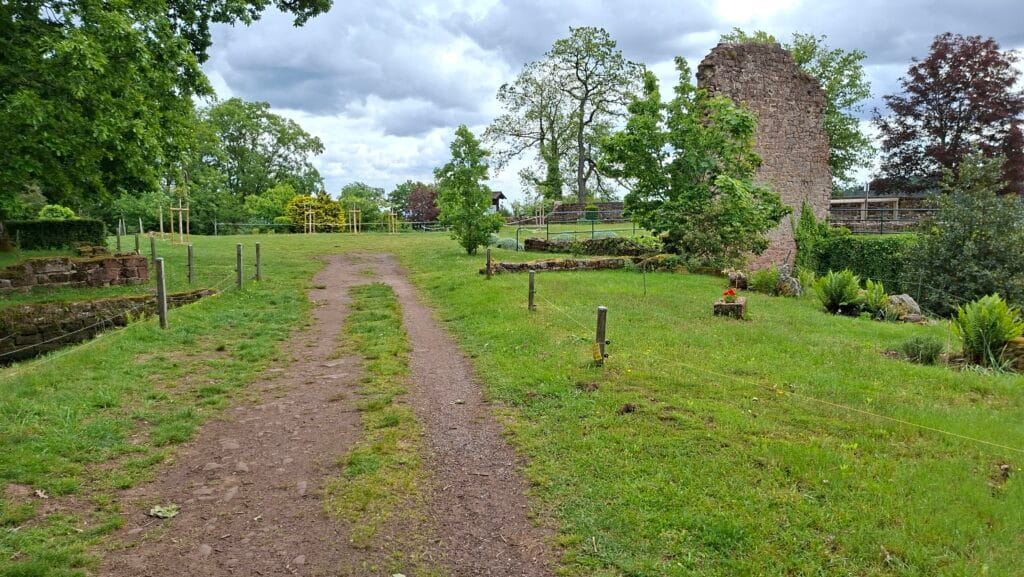 Au-dessus de la grotte Saint-Vit
